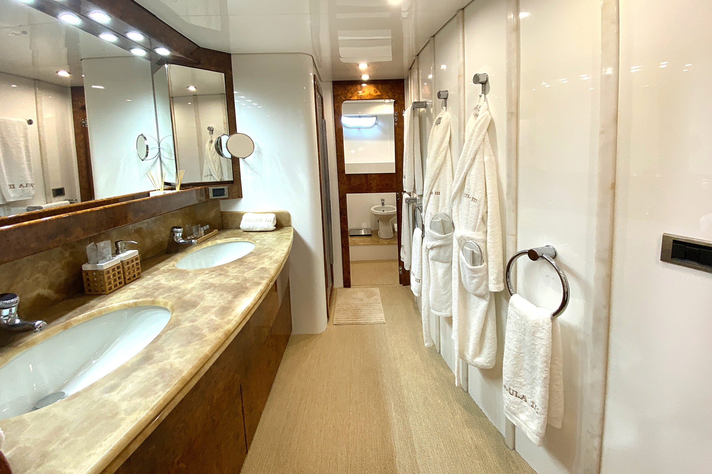 Photo #9 - MONDOMARINE 120 (PAULA III) en Denia - 3548