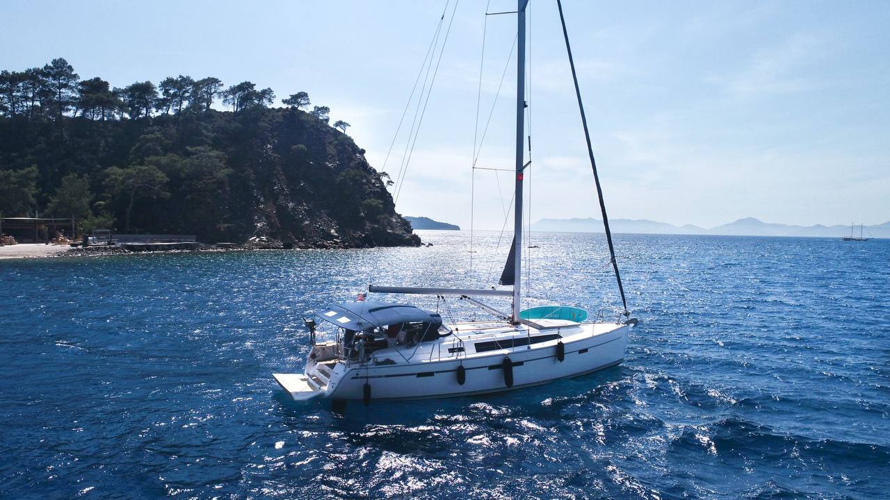Photo #2 - 46 Cruiser (Elegant Bavaria 46. Family & Friends Edition) en Gocek - 61803