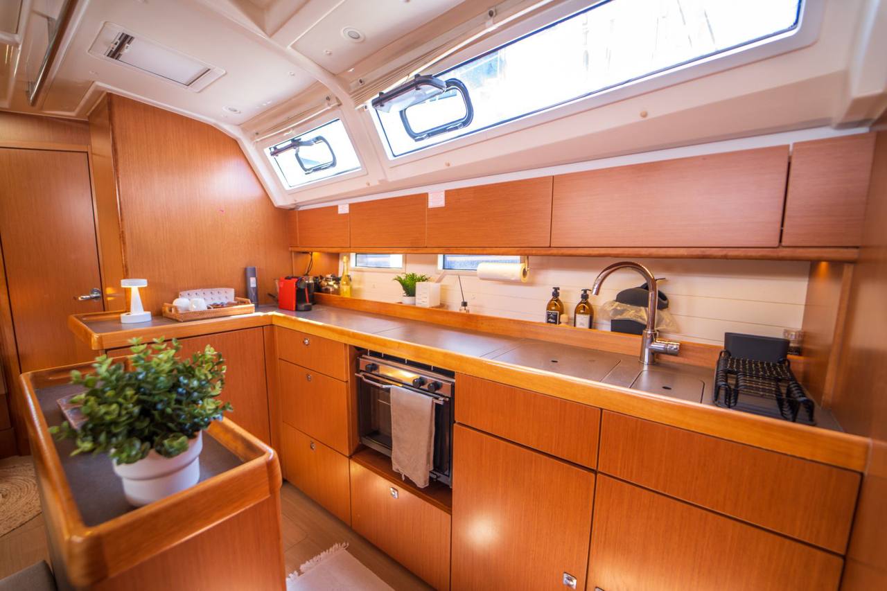 Photo #4 - 46 Cruiser (Elegant Bavaria 46. Family & Friends Edition) en Gocek - 61803