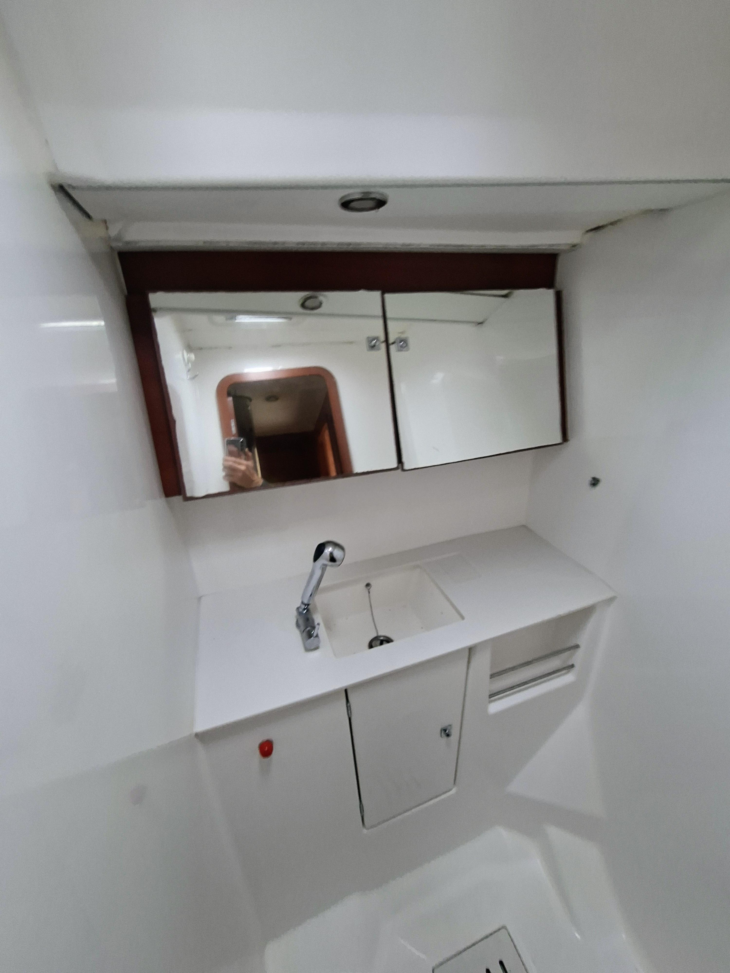Dufour 450 GL — photo 10