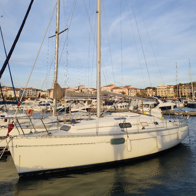Beneteau Oceanis 321 — photo 14