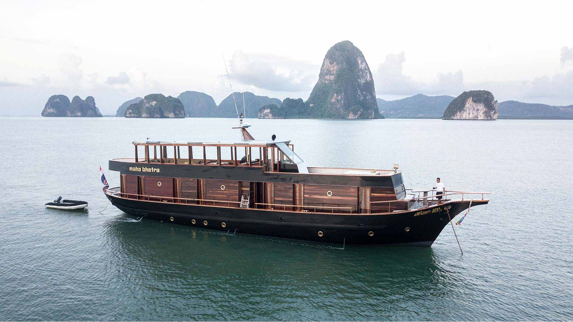 Custom Wooden Yacht — photo 25