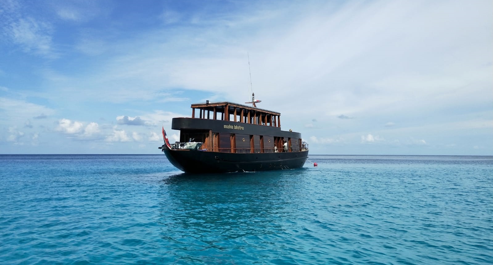 Custom Wooden Yacht — photo 6