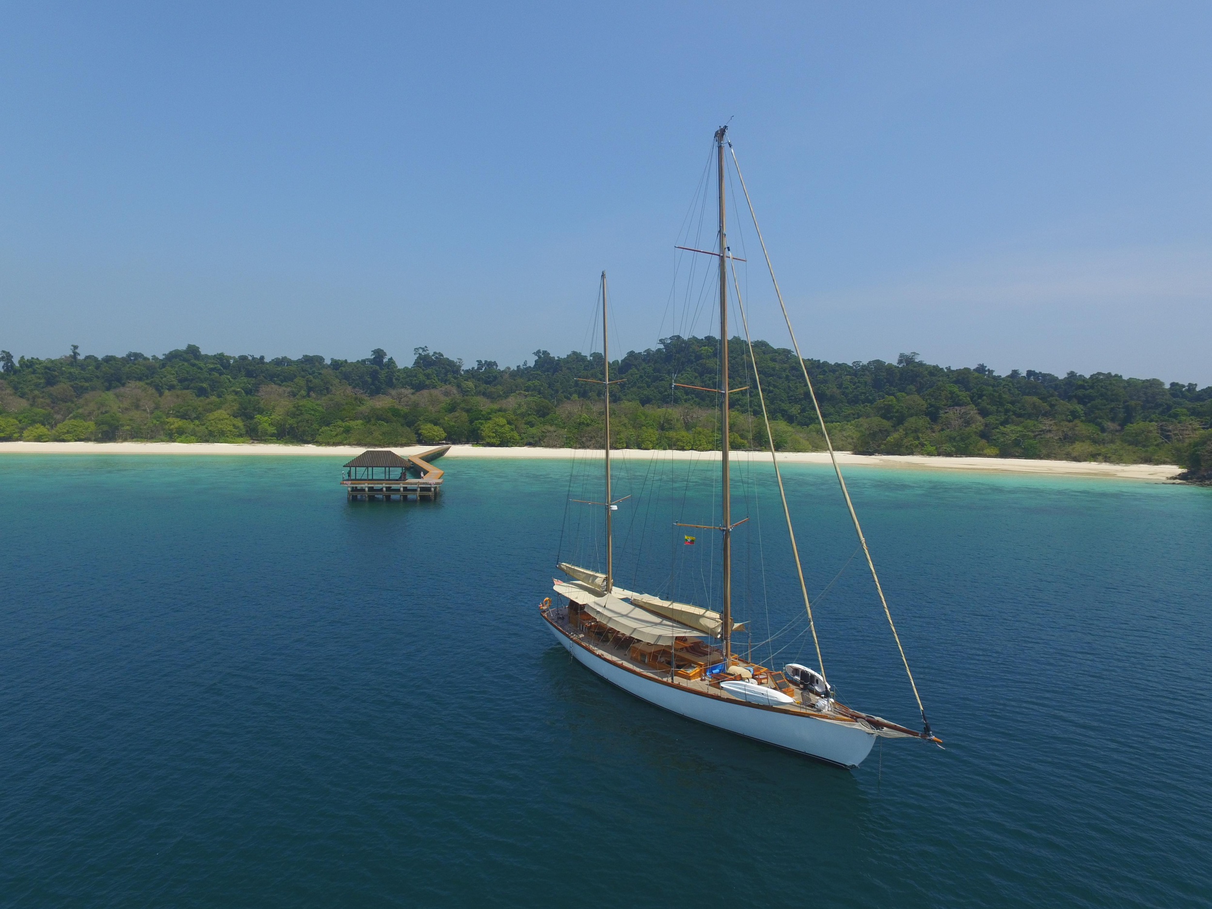 Classic Ketch — photo 19