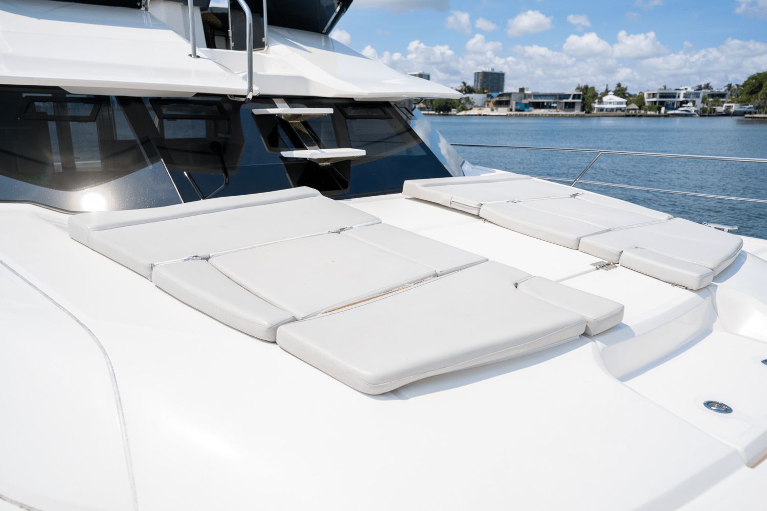 44 Power Catamaran — photo 6