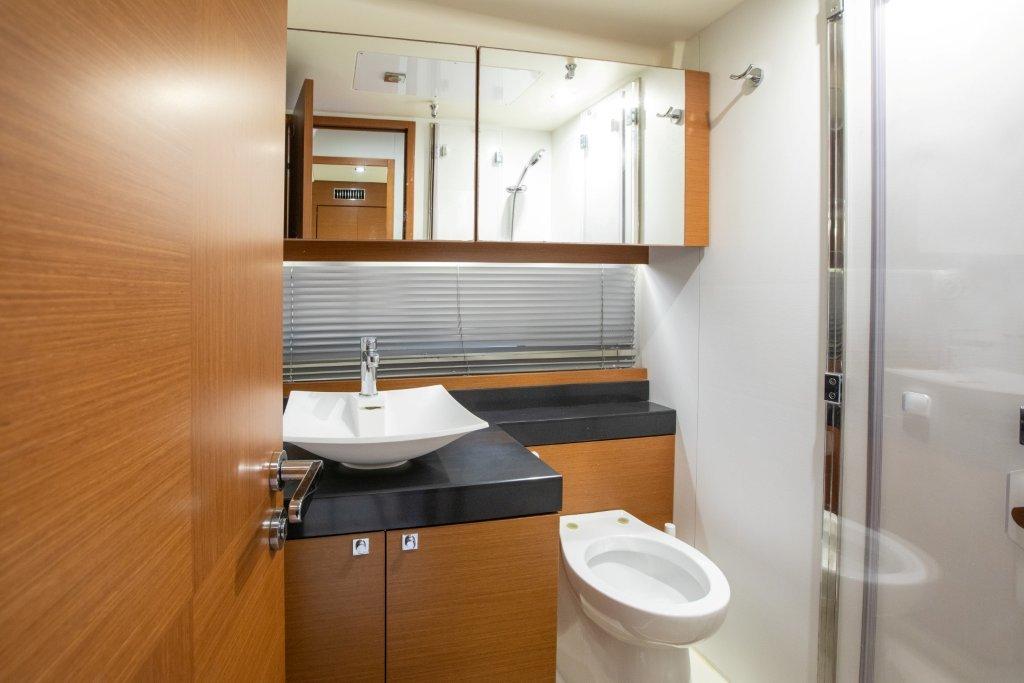 Prestige 550 Fly — photo 3