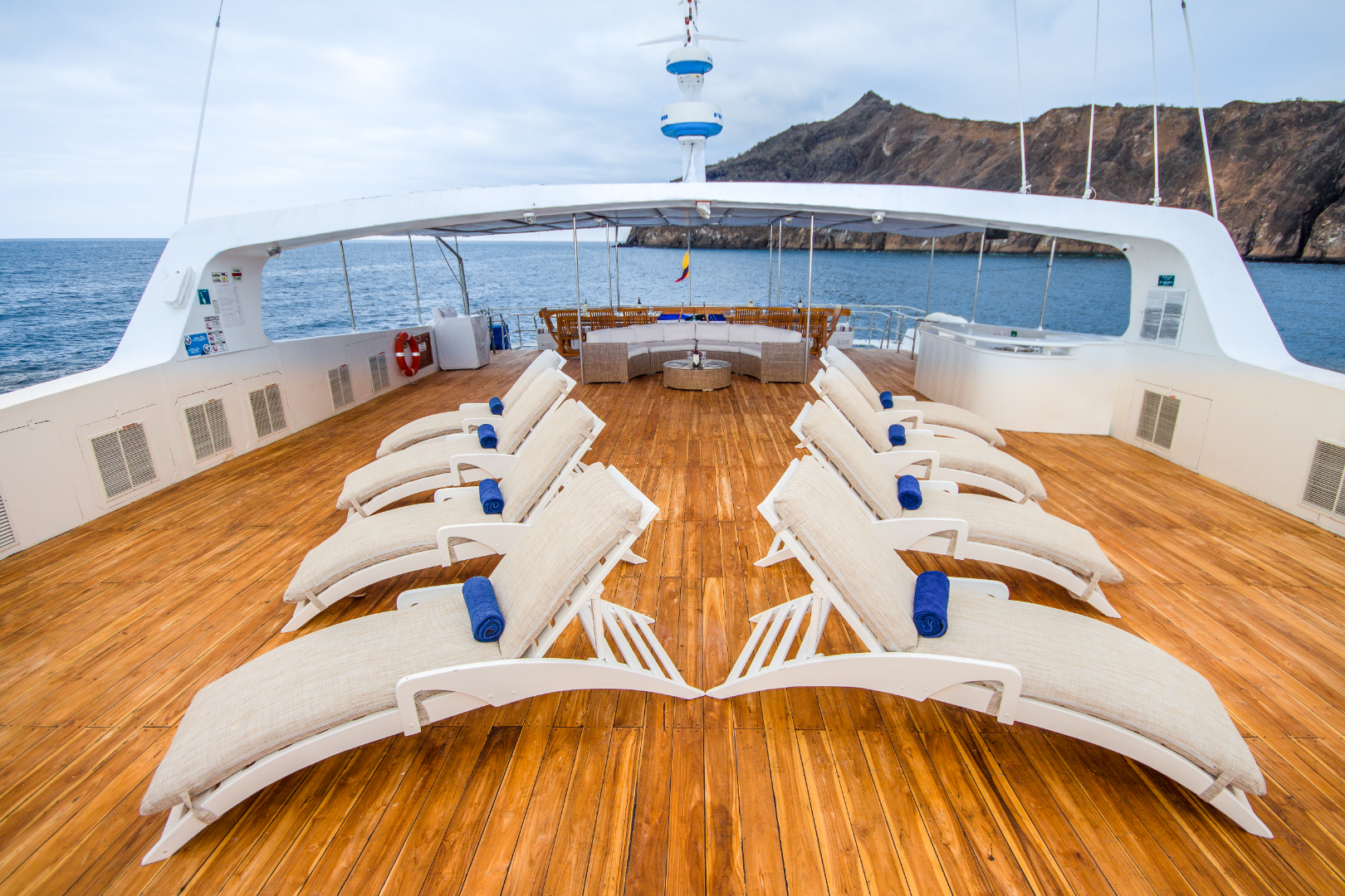 Galapagos Small Ship Cruise on Archipel I — photo 4