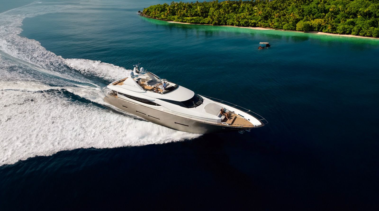 Custom Build Yacht — photo 1