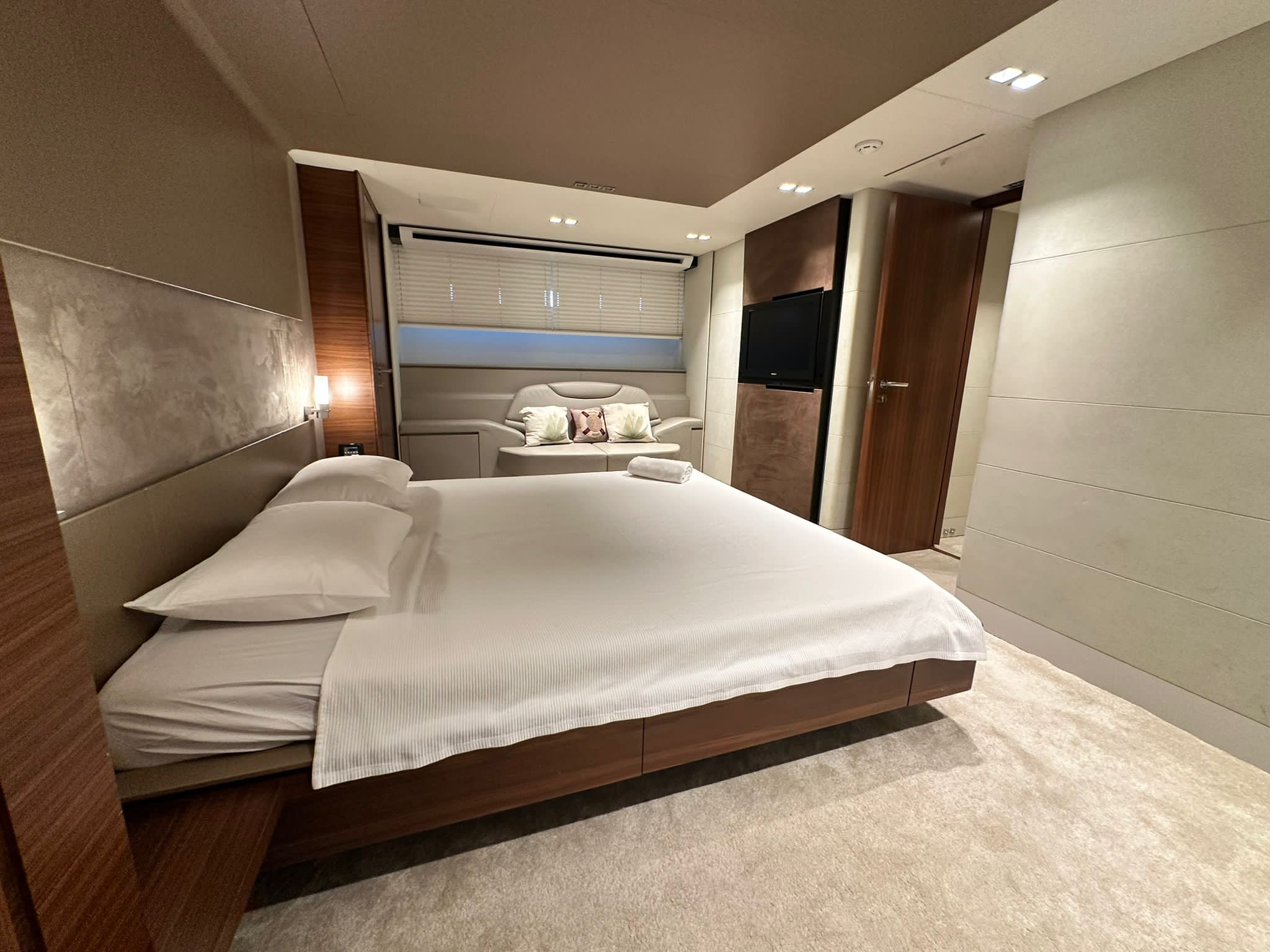 Custom Build Yacht — photo 14