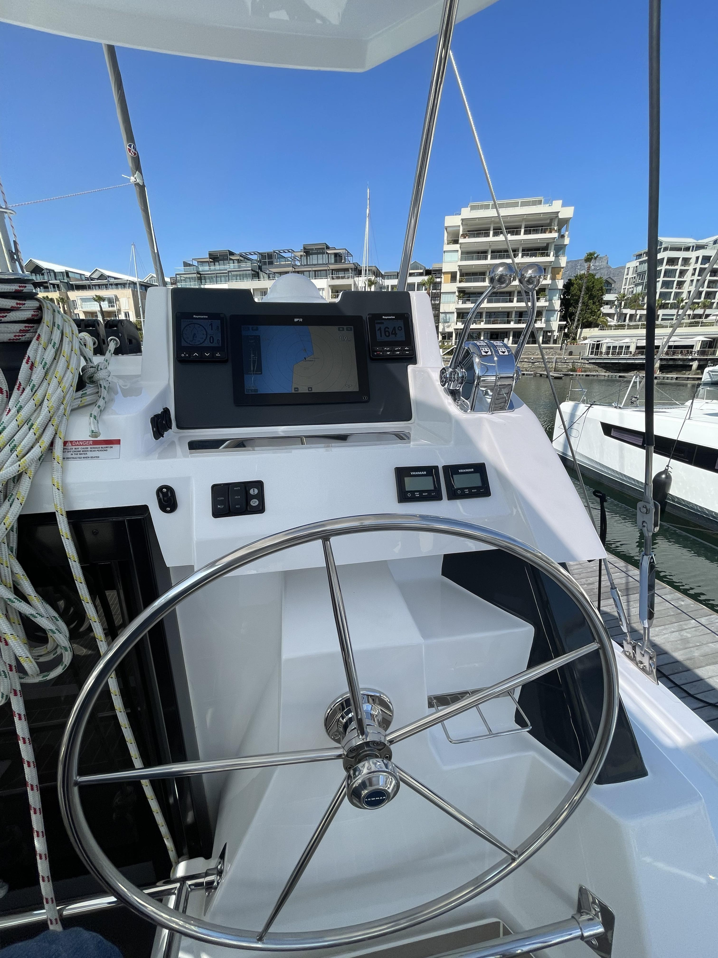 Leopard 42 — photo 9
