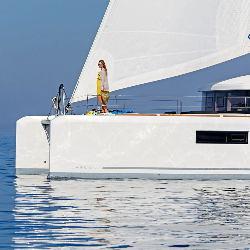 Lagoon 52F — photo 10