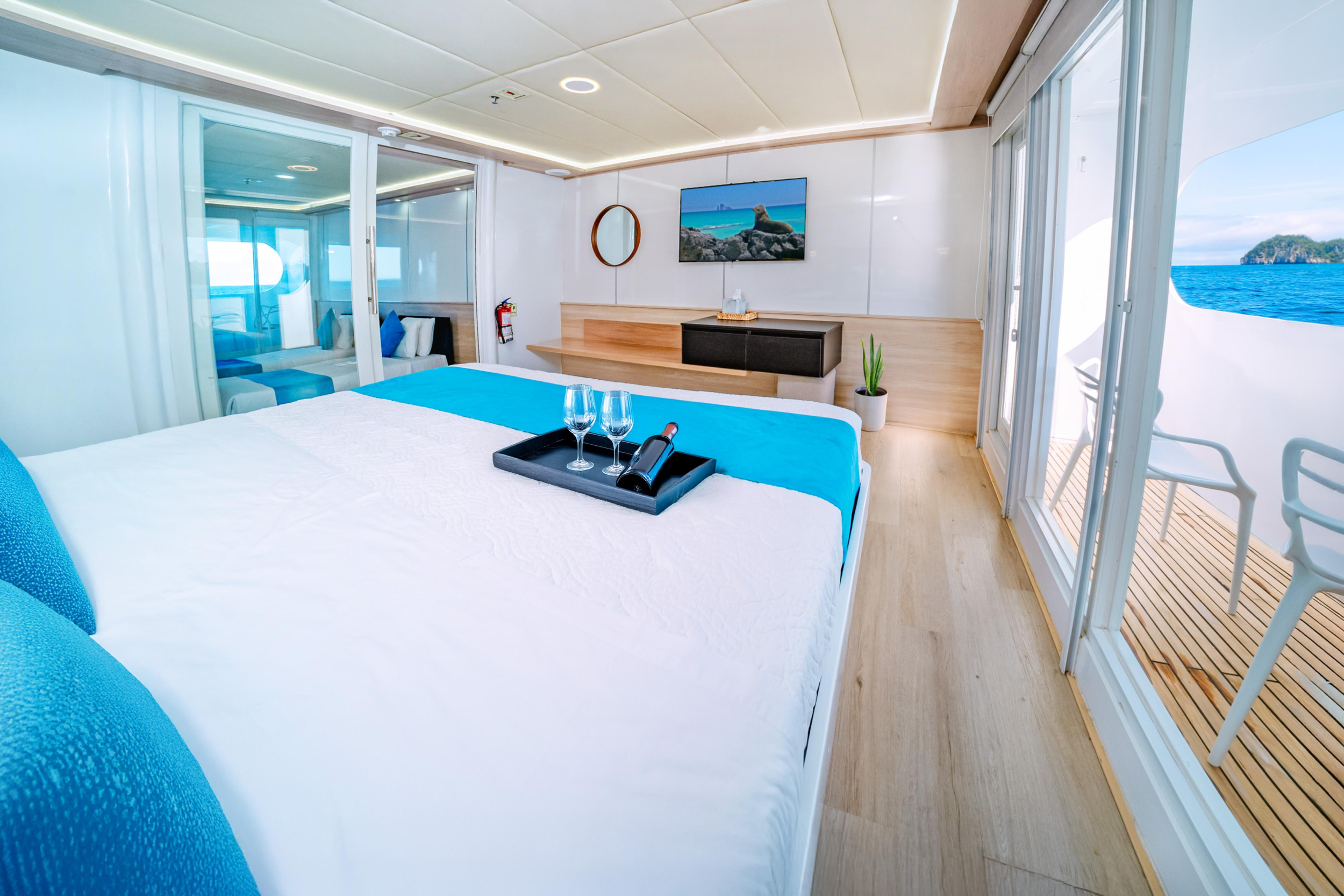 Treasures of the Galapagos Small Ship Cruise — photo 11