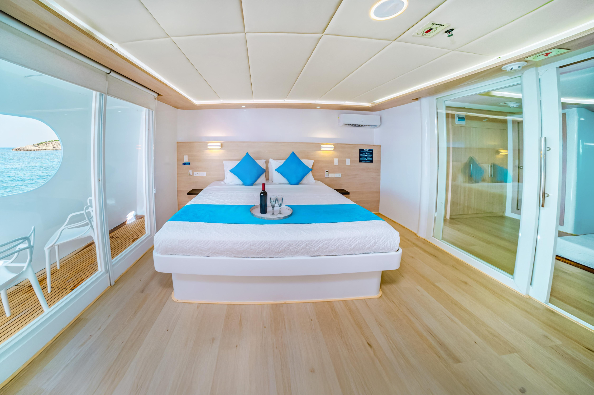 Treasures of the Galapagos Small Ship Cruise — photo 18
