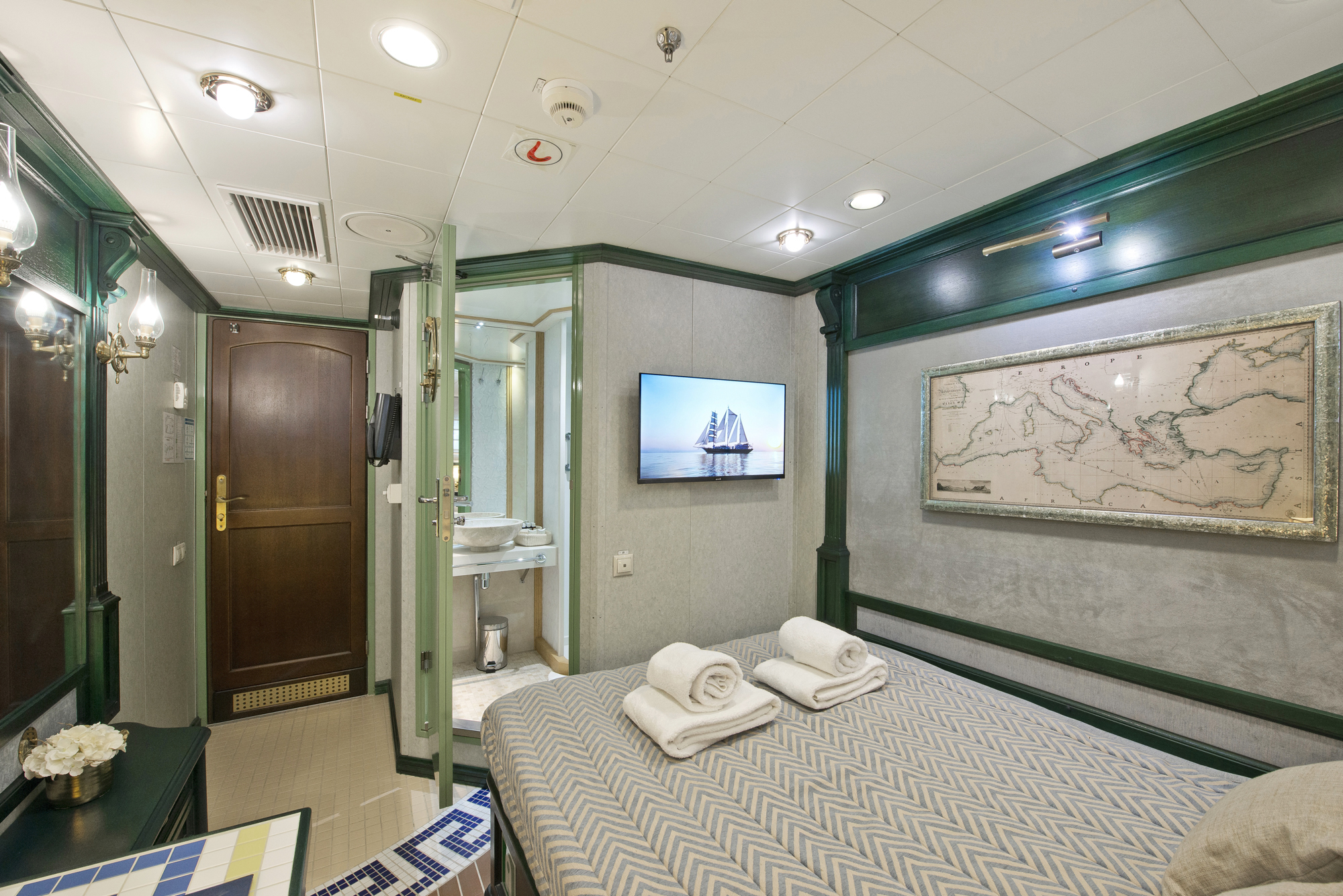 Athens to Corfu Sailing Cruise & Cabin Charter — photo 27