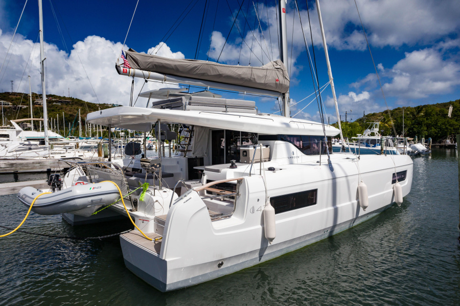 Photo #1 - Lagoon 43 (AURORA) in St. Thomas - 55269