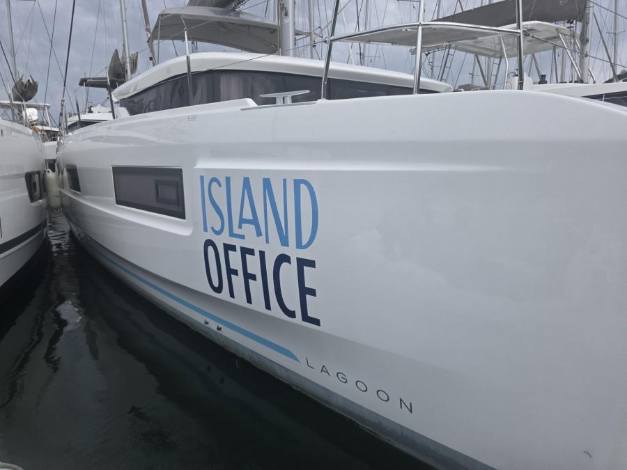 Photo #1 - Lagoon 46 (ISLAND OFFICE) in Tortola - 65346