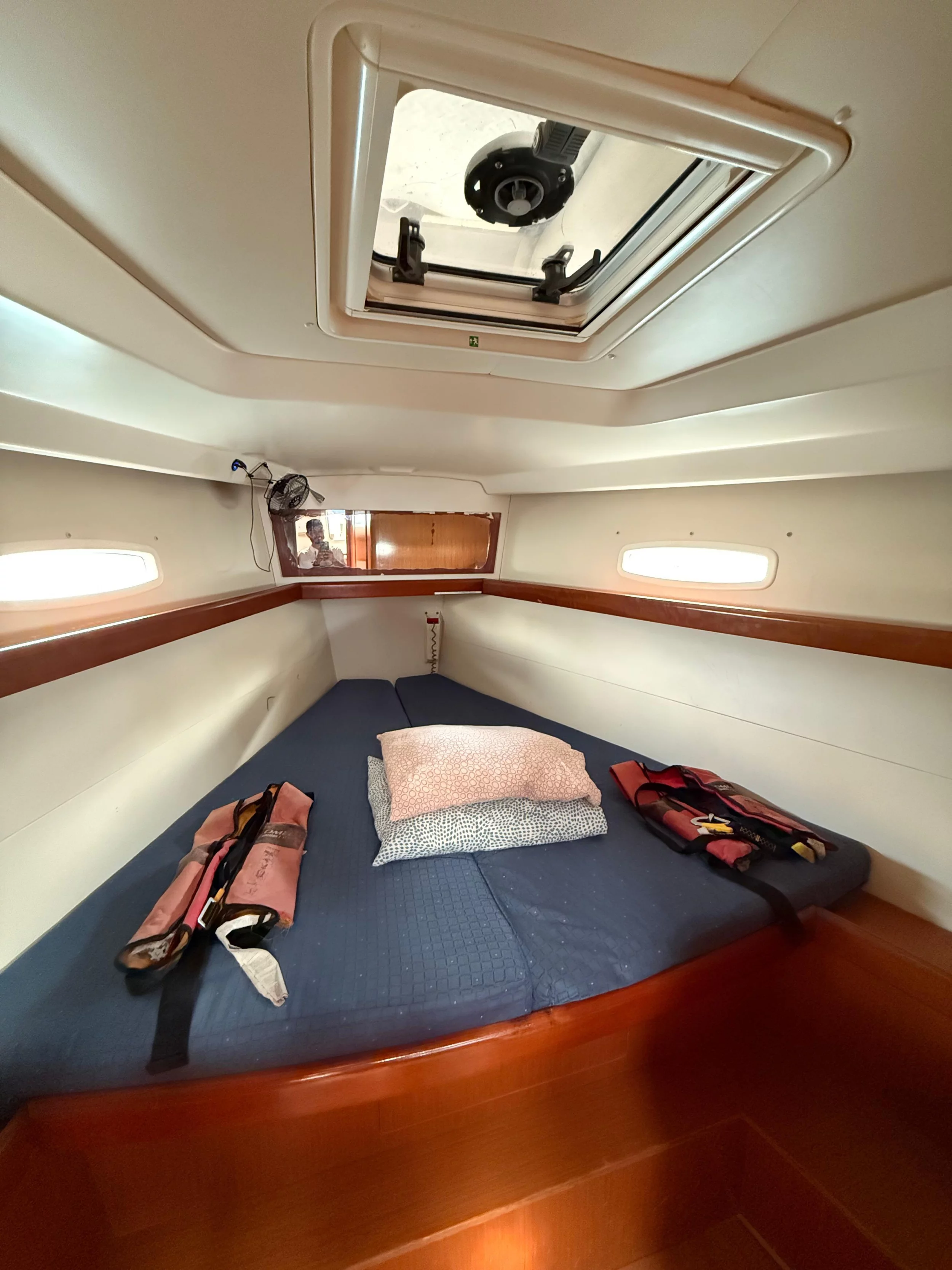 Oceanis 43 (Alboran XXX Cubalibre)  - 30