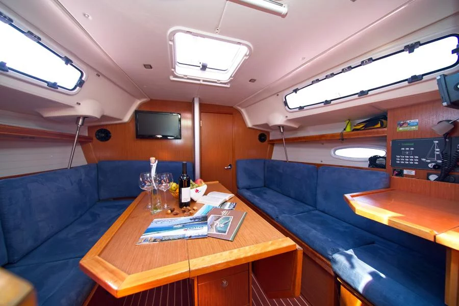 Bavaria 35 Cruiser (MH 25)  - 5