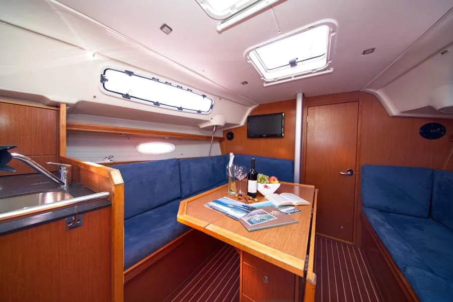 Bavaria 35 Cruiser (MH 25)  - 6