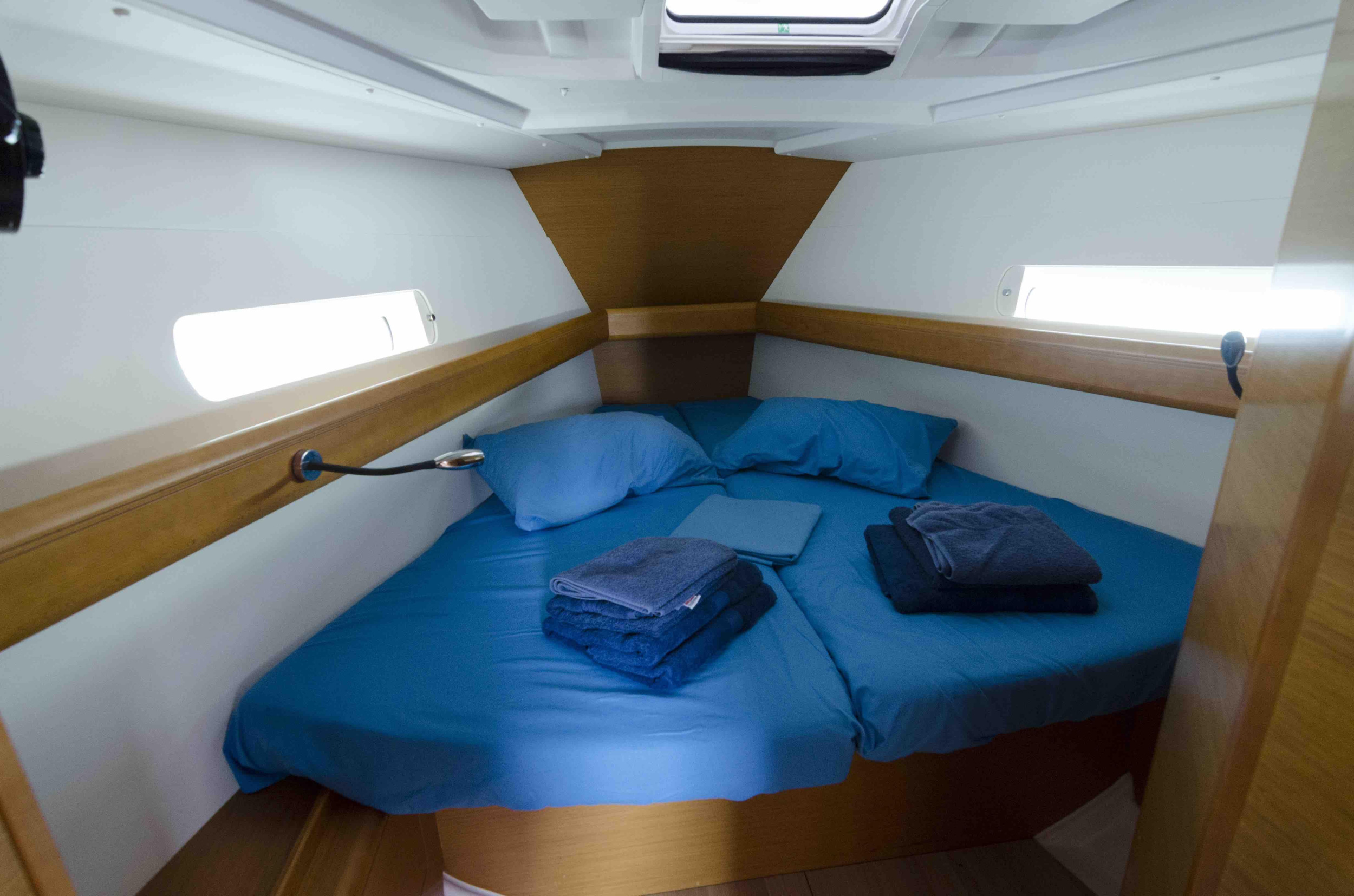 Photo #6 - Sun Odyssey 409 (Cecile) en Procida - 48347