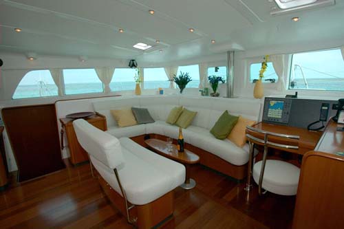 Photo #2 - Lagoon 450 (La Lieutenant) en Laguna Azul - 48480