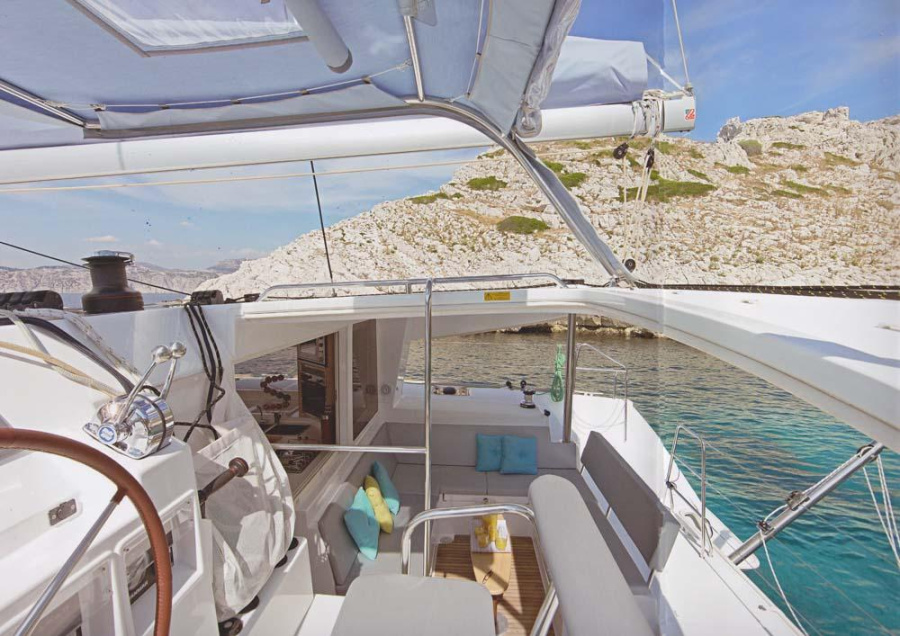 Photo #3 - Lagoon 400 S2 (Anemoessa) in Atene - 48517