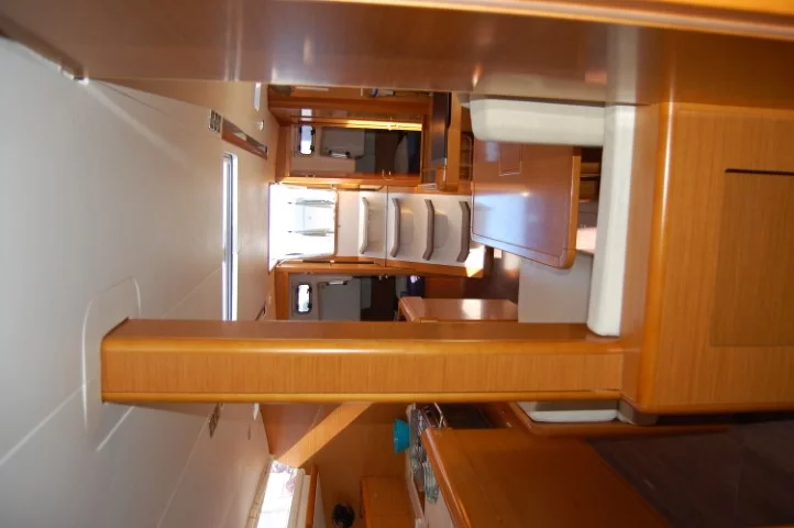 Sun Odyssey 519 (Alboran Champagne)  - 32