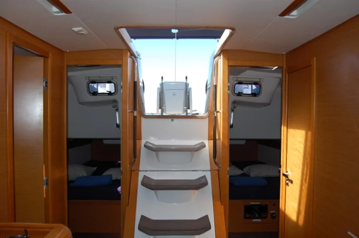 Sun Odyssey 519 (Alboran Champagne)  - 23
