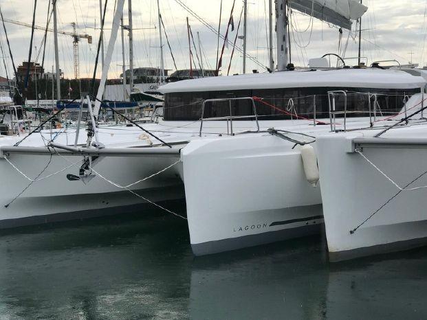 Photo #1 - Lagoon 46 - Premium (Manureva) en Le Marin - 48963