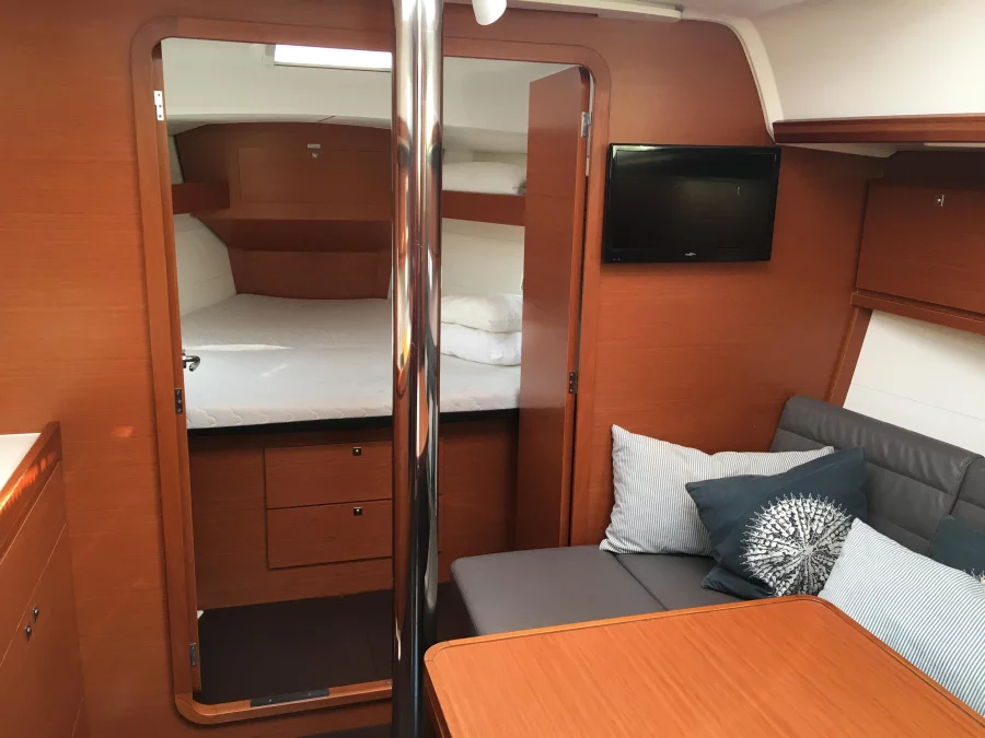Dufour 382 Grand Large (Avanti)  - 7