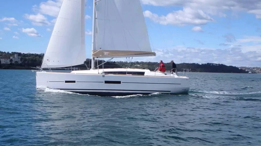 Dufour 382 Grand Large (Avanti)  - 2
