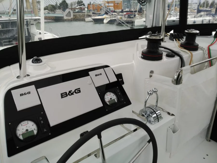 Lagoon 42 - Premium (Patagonia)  - 2