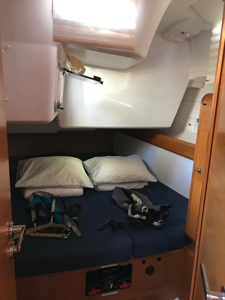 Sun Odyssey 519 (Alboran Bourbon)  - 13