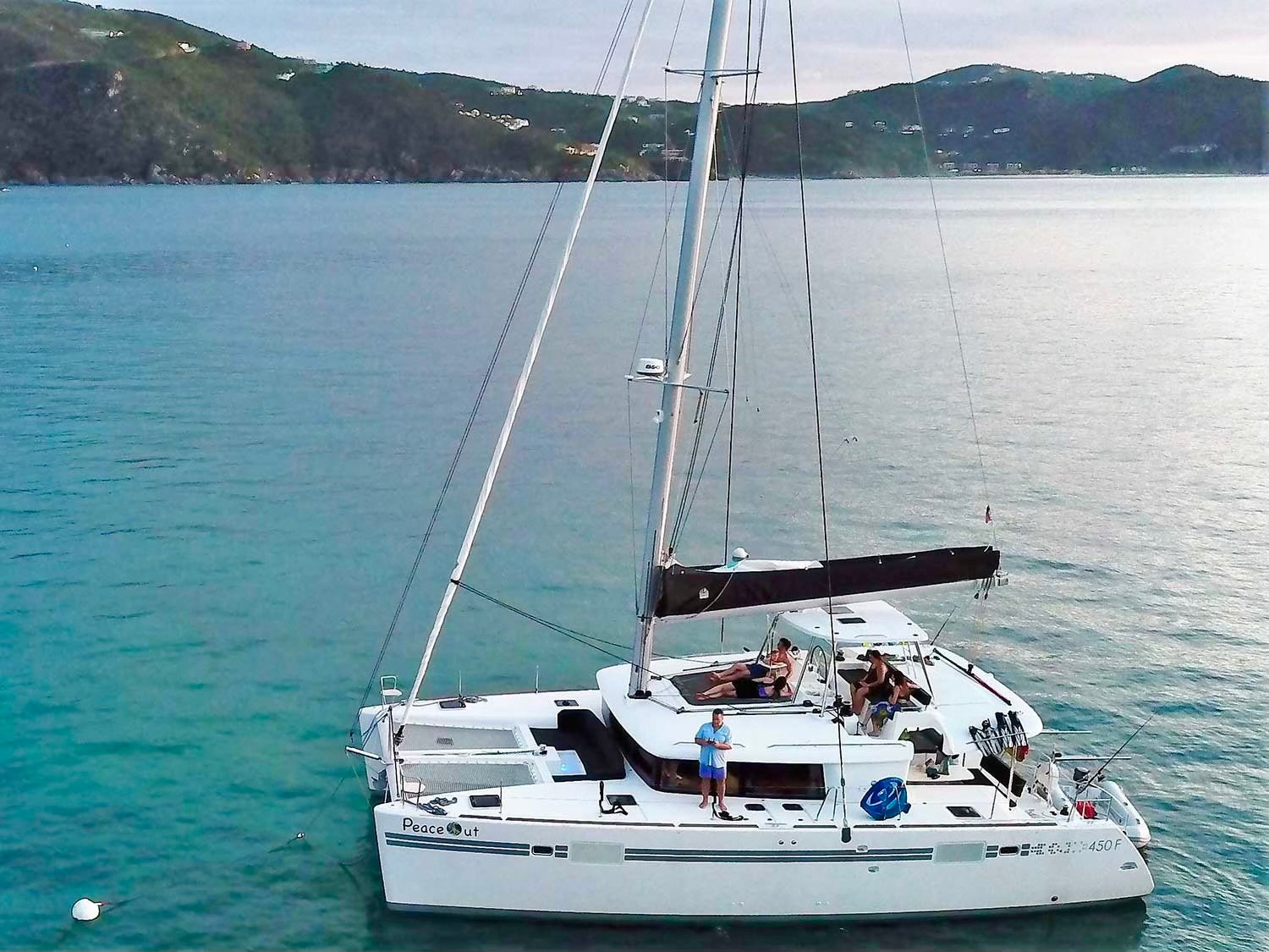 Photo #1 - LAGOON 450 SPORTOP (BLUE DIAMOND) in Bas du fort - 26985