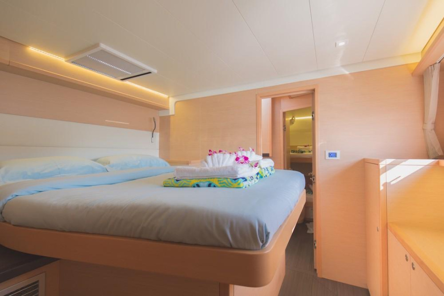 Photo #22 - Lagoon 52 F (BLUE MOON (Crewed Charter)) in Phuket - 50081