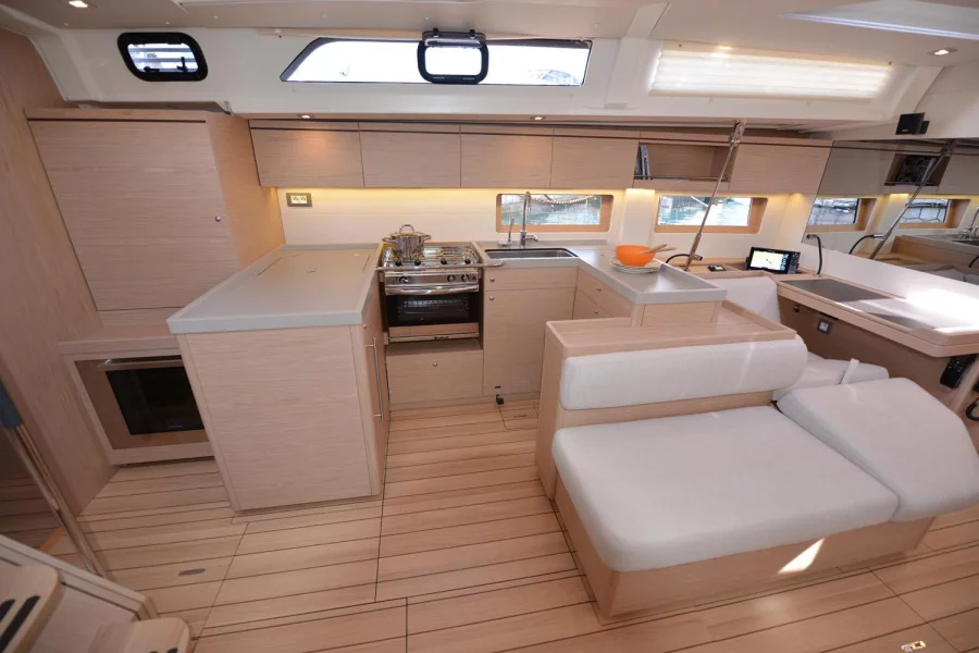 Oceanis 51.1 (Mythodea)  - 2