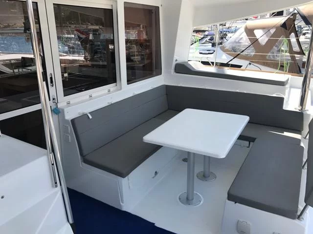 Lagoon 400 S2 (Tulip)  - 1