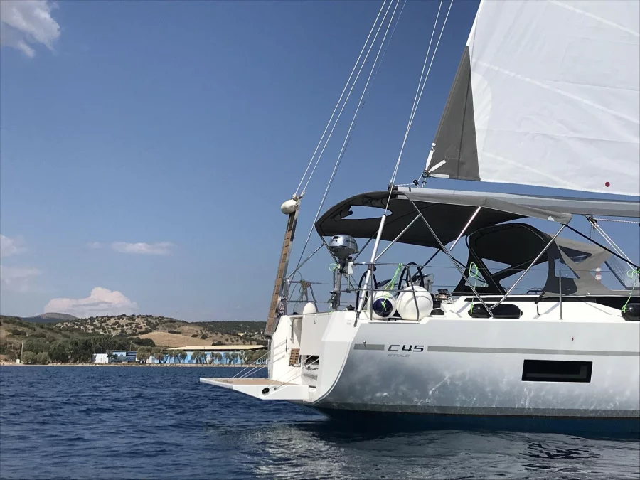 Bavaria C45 Style (Amaryllis)  - 2