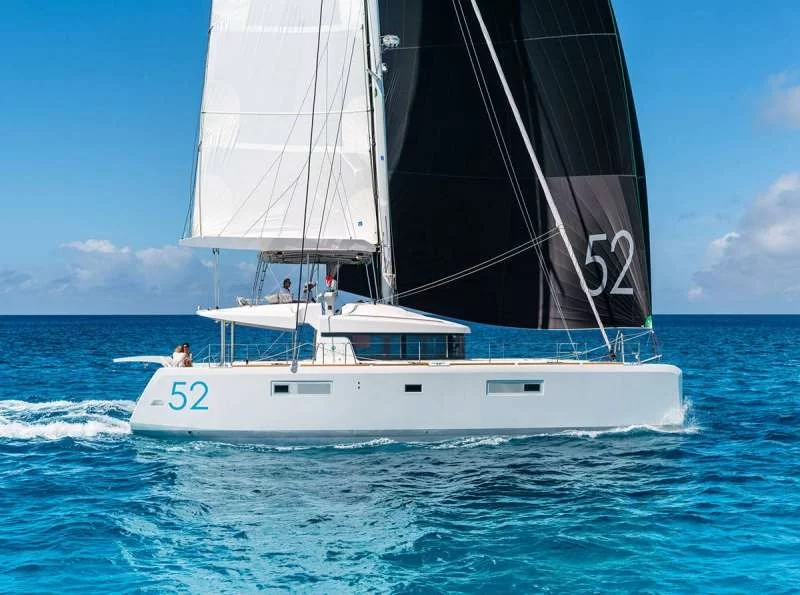 Lagoon 52F (NOMAD)  - 0