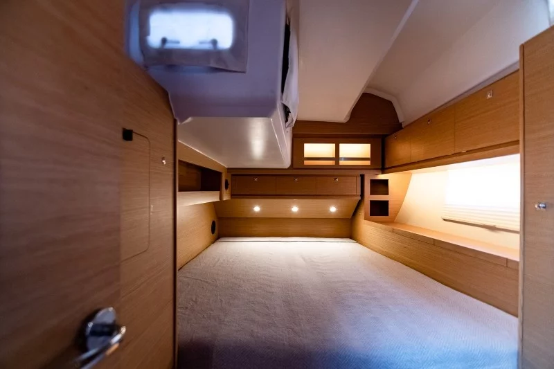 Dufour 520 GL (Blue Moon)  - 12