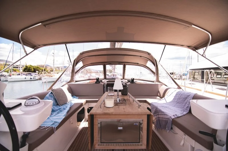 Dufour 520 GL (Blue Moon)  - 1