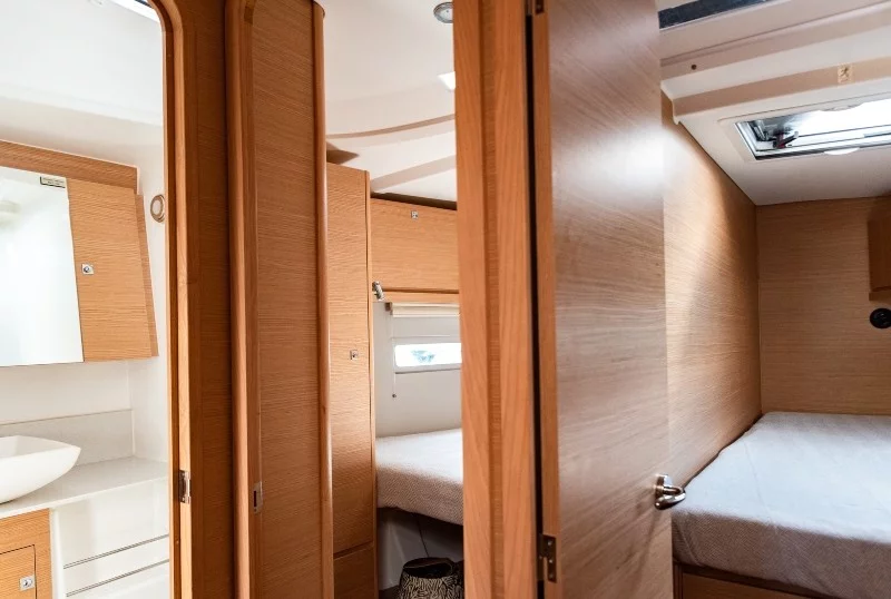 Dufour 520 GL (Blue Moon)  - 21