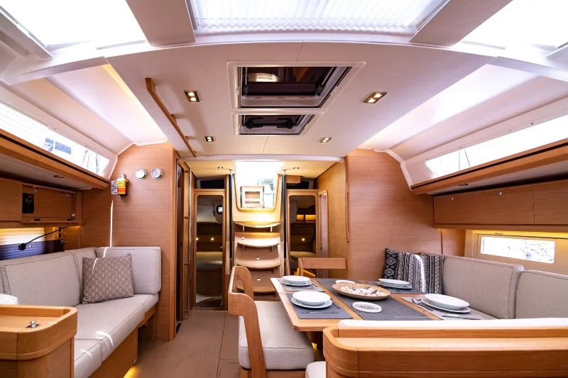 Dufour 520 GL (Blue Moon)  - 2