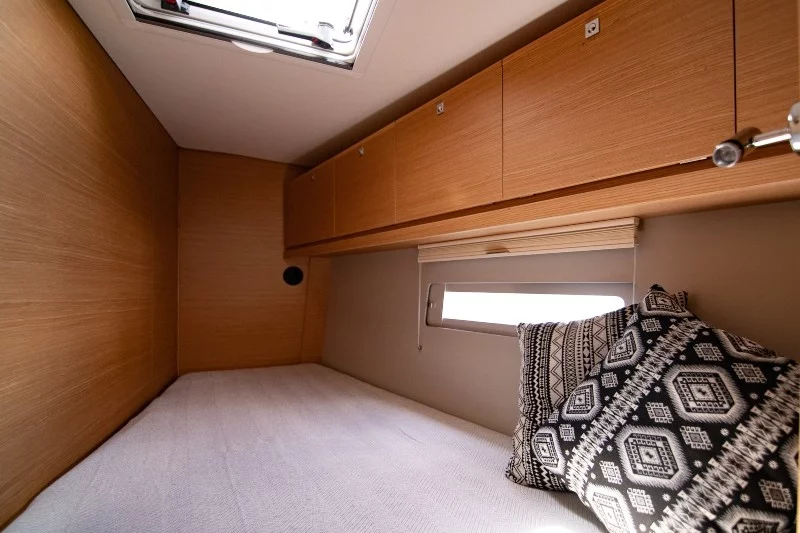 Dufour 520 GL (Blue Moon)  - 16