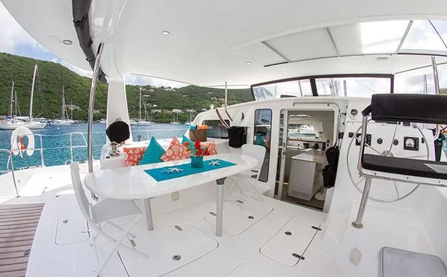 VOYAGE 480 (SAIL LA VIE)  - 1