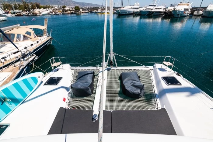 Lagoon 42 (Blue Trident)  - 1