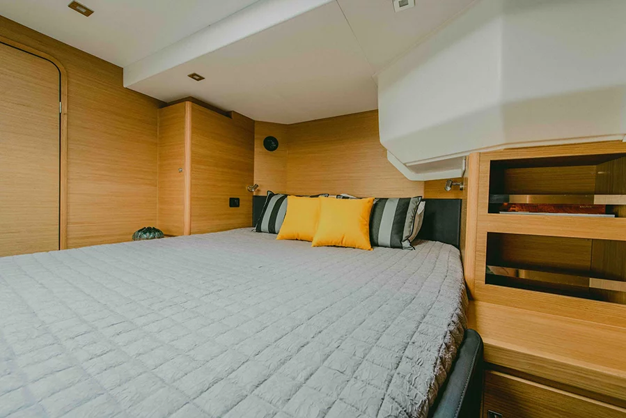 Dufour Catamaran 48 (My Blue Heaven)  - 11