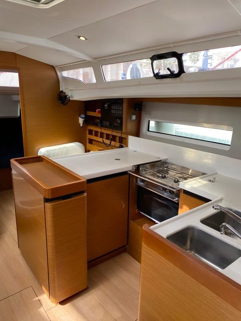 Sun Odyssey 440 (Alboran Caipiroska)  - 15