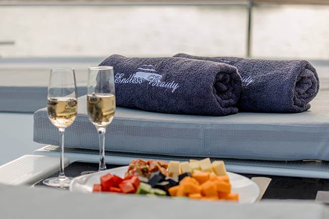 Photo #4 - Fountaine Pajot Power 44 (Endless Beauty) en Athènes - 52372