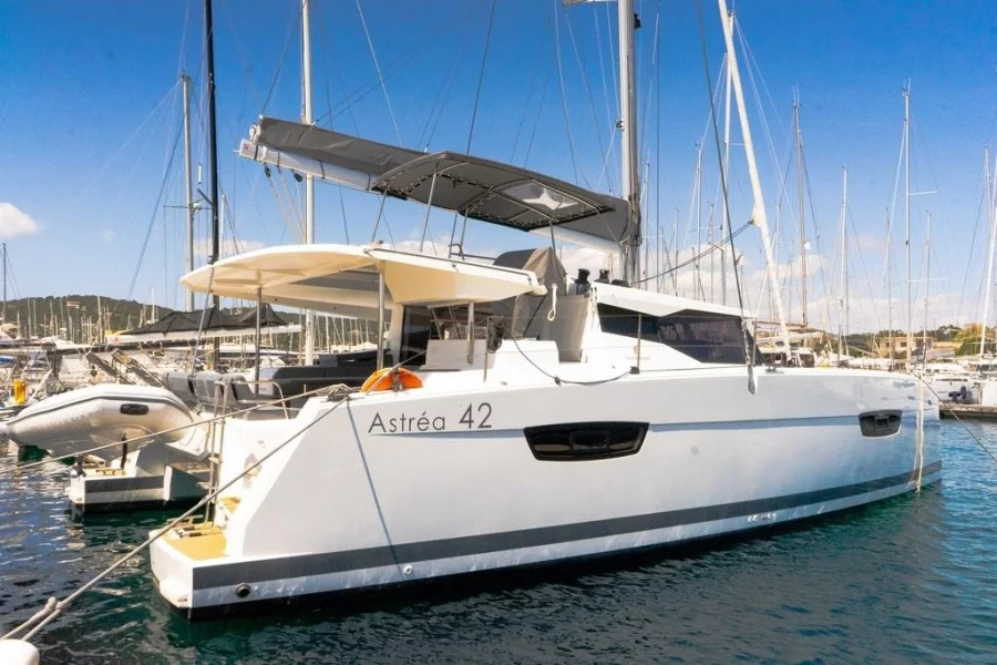 Astrea 42 (Ion)  - 0